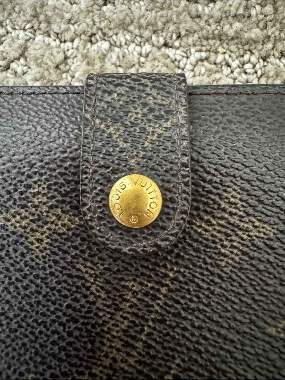 Louis Vuitton Kisslock Coin Wallet Vintage Brown Monogram Canvas
Logo - Picture 4 of 11